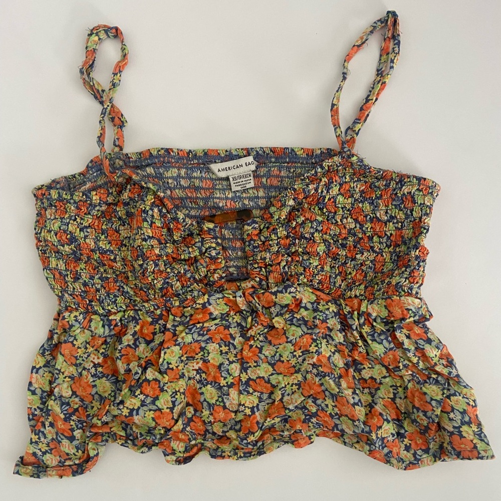 Floral flowy crop top XS American Eagle Outfitters